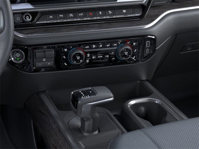 Chevrolet Silverado 1500 LTZ Crew Cab 4WD 2026