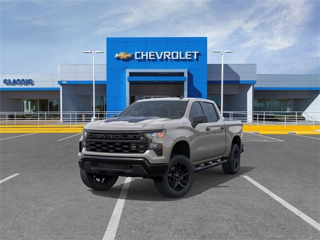 Chevrolet Silverado 1500 Trail Boss Custom Crew Cab 4WD 2026