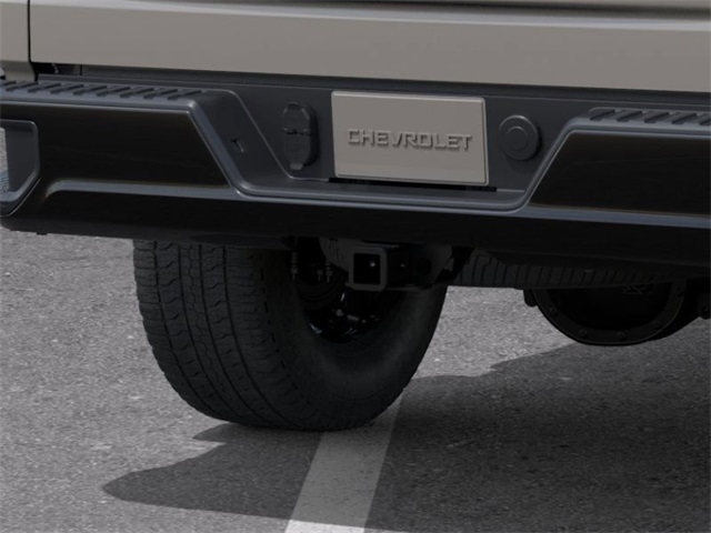 Chevrolet Silverado 1500 Trail Boss Custom Crew Cab 4WD 2026