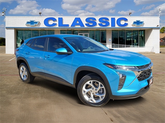 2025 Chevrolet Trax LS