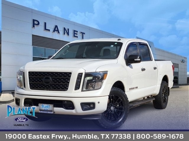 Nissan Titan SV Crew Cab 4WD 2018