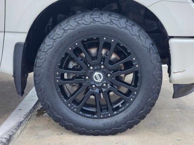 Nissan Titan SV Crew Cab 4WD 2018