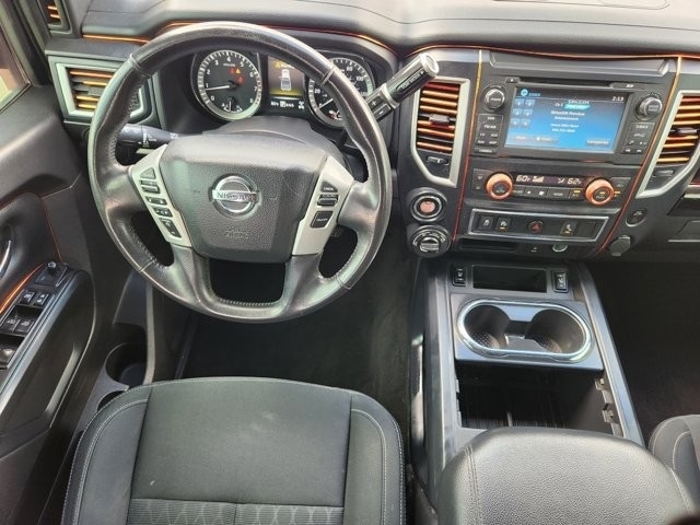 Nissan Titan SV Crew Cab 4WD 2018