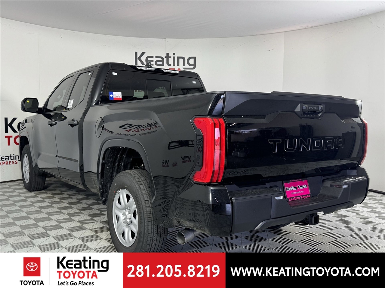 Toyota Tundra SR Double Cab 4WD 2026