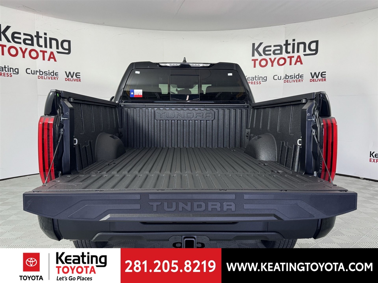 Toyota Tundra SR Double Cab 4WD 2026