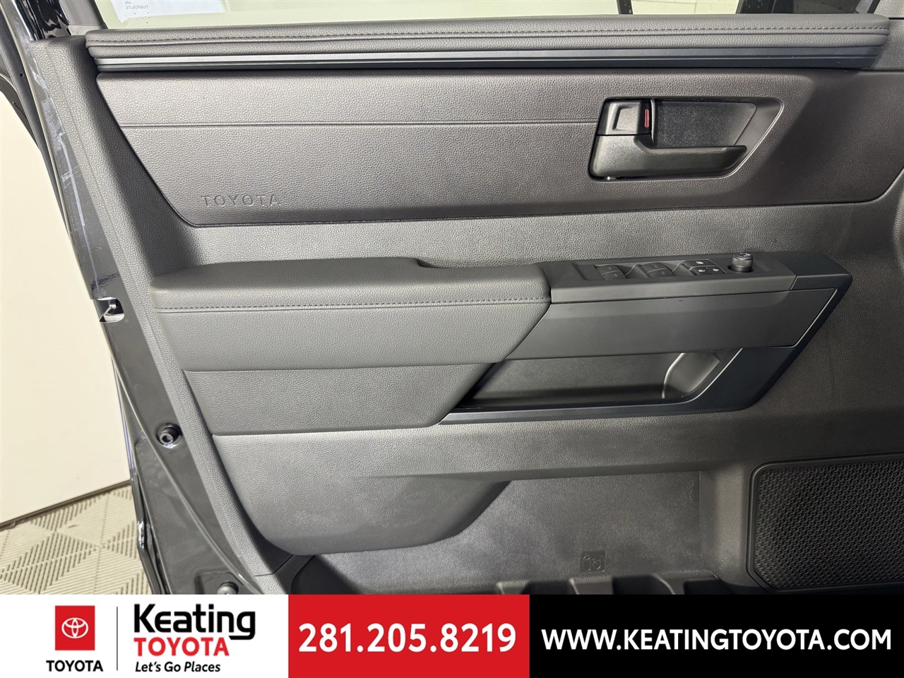 Toyota Tundra SR Double Cab 4WD 2026