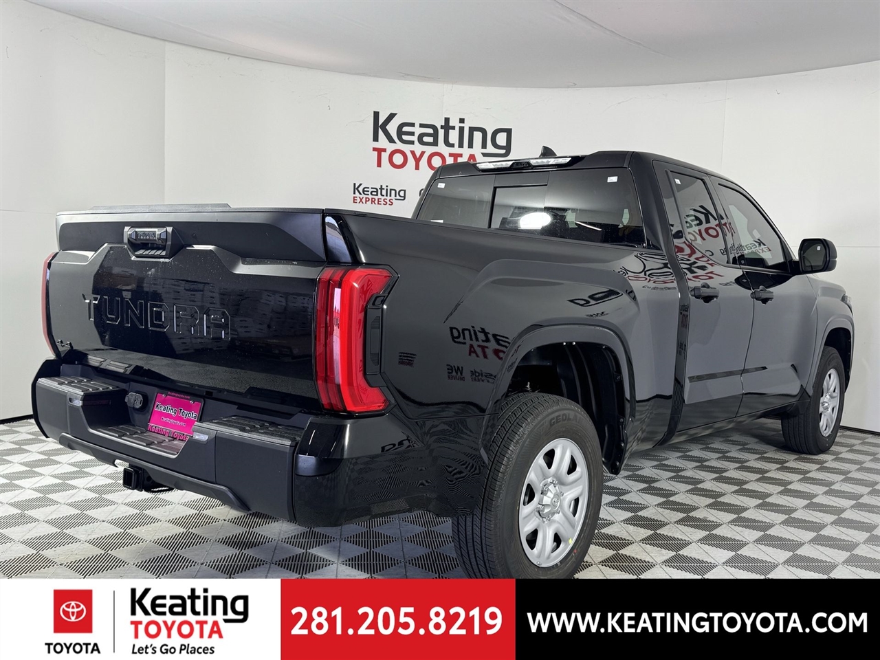 Toyota Tundra SR Double Cab 4WD 2026