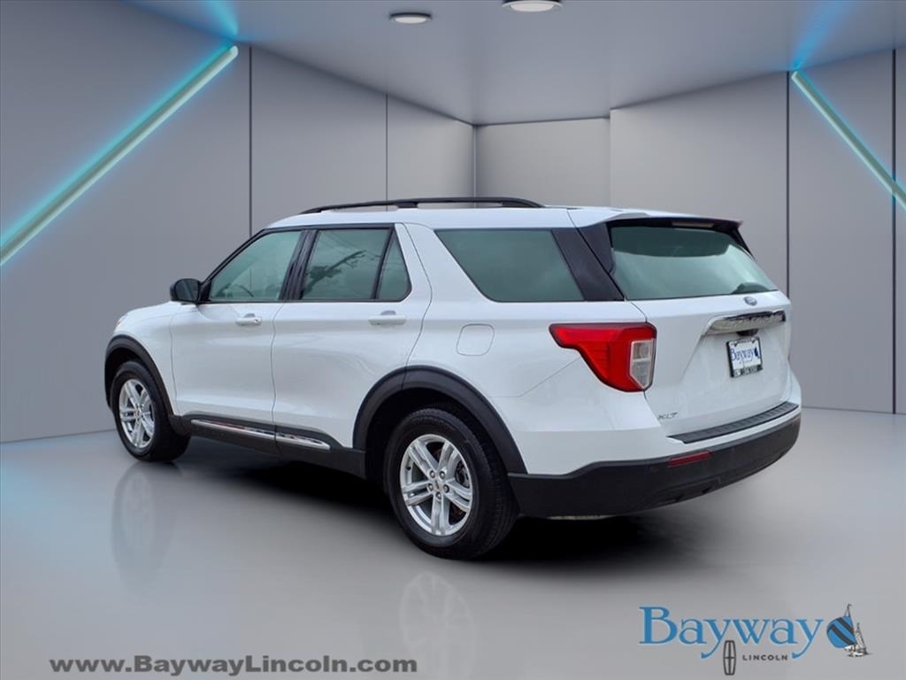 Ford Explorer XLT 2021