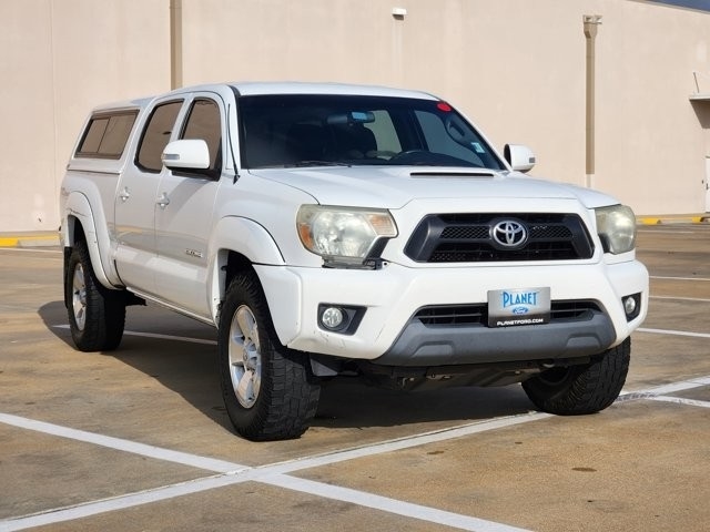 Toyota Tacoma Double Cab Long Bed V6 5AT 4WD 2015