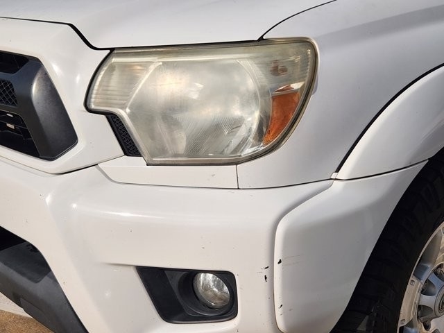 Toyota Tacoma Double Cab Long Bed V6 5AT 4WD 2015