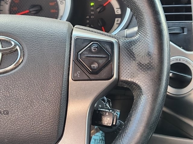 Toyota Tacoma Double Cab Long Bed V6 5AT 4WD 2015