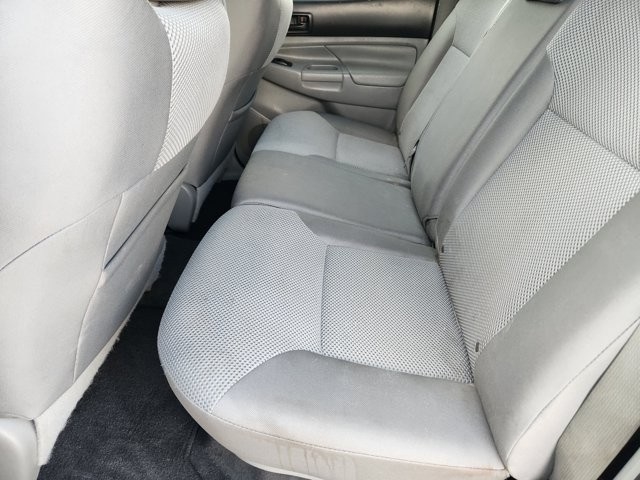 Toyota Tacoma Double Cab Long Bed V6 5AT 4WD 2015