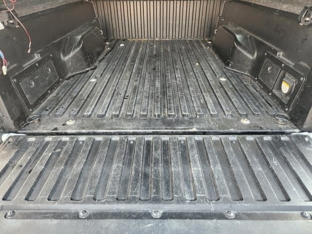 Toyota Tacoma Double Cab Long Bed V6 5AT 4WD 2015