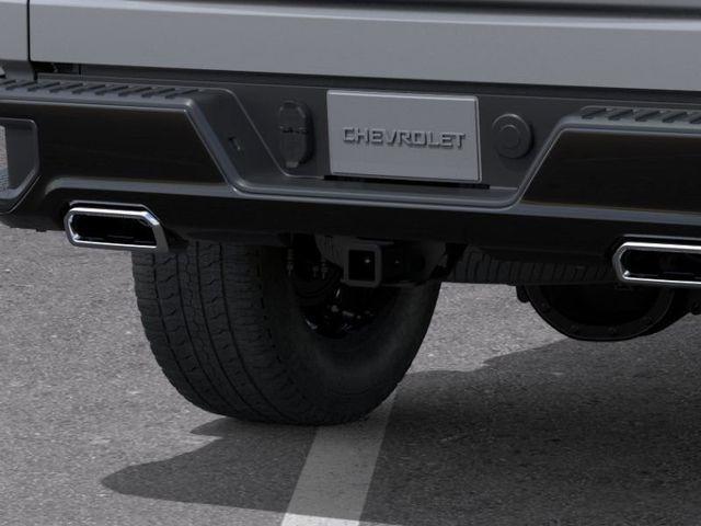 Chevrolet Silverado 1500 Trail Boss Custom Crew Cab 4WD 2026