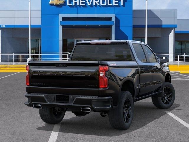 Chevrolet Silverado 1500 Trail Boss Custom Crew Cab 4WD 2026