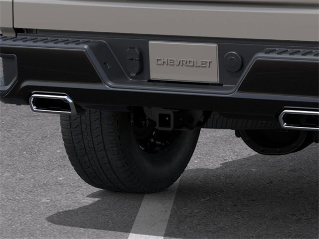 Chevrolet Silverado 1500 Trail Boss Custom Crew Cab 4WD 2026