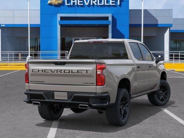 Chevrolet Silverado 1500 Trail Boss Custom Crew Cab 4WD 2026