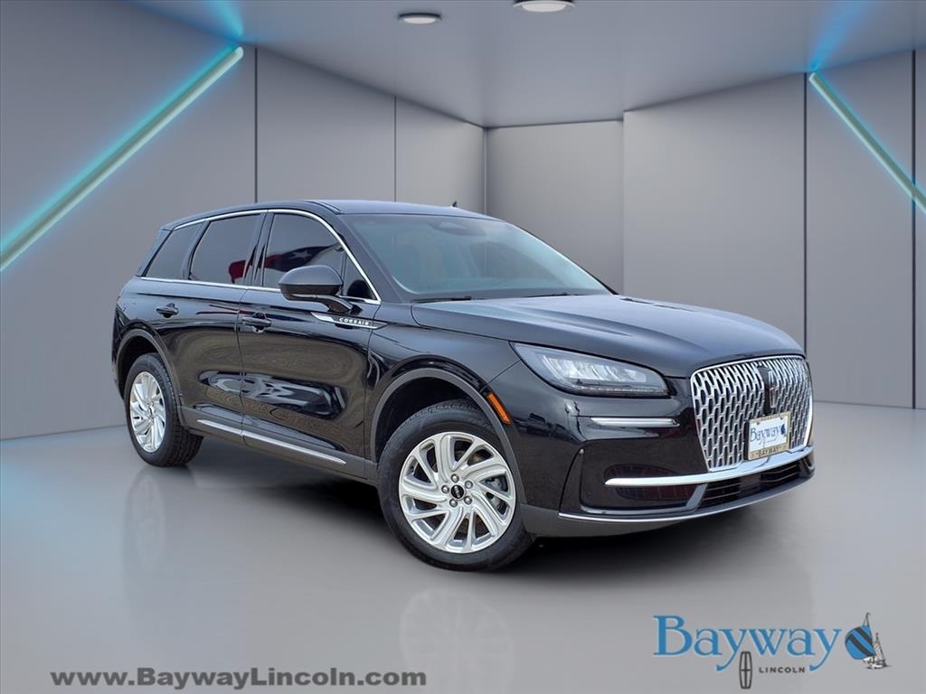 Lincoln Corsair Base 2023