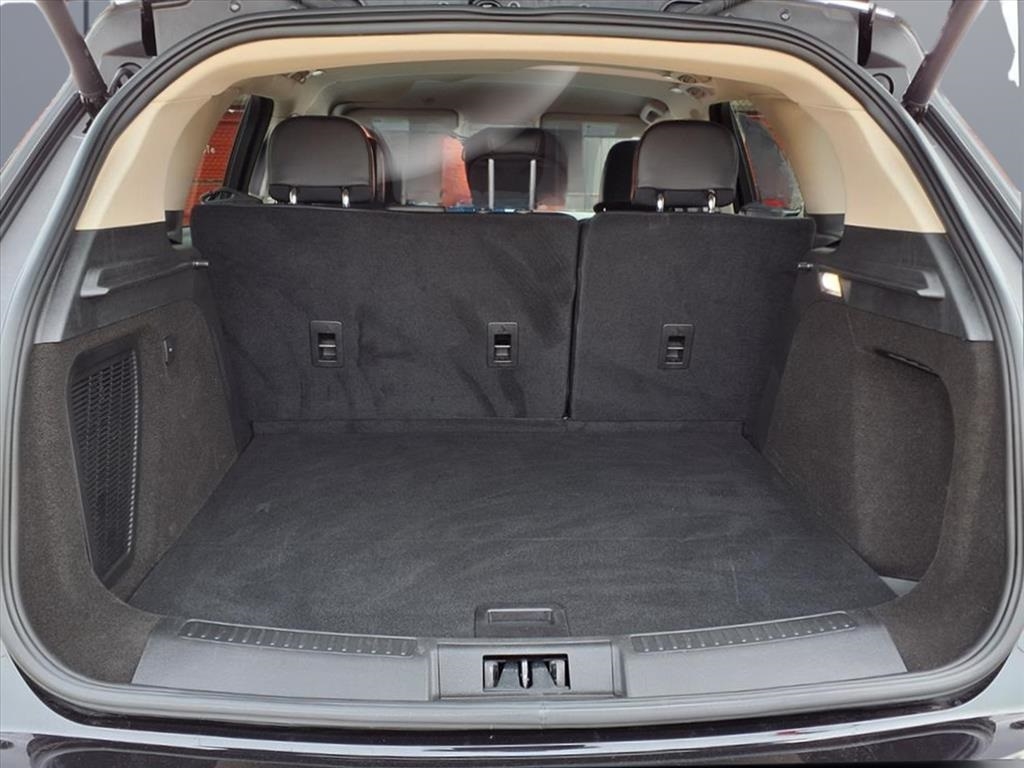 Lincoln Corsair Base 2023