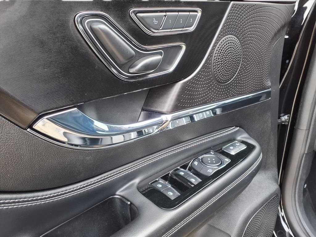 Lincoln Corsair Base 2023