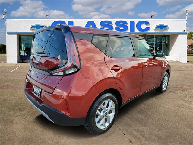 Kia Soul LX CVT 2024