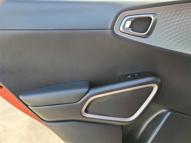 Kia Soul LX CVT 2024