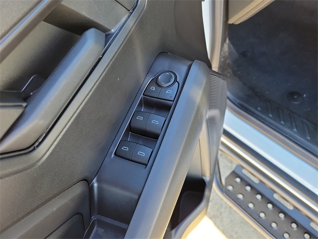 Chevrolet Colorado Work Truck Crew Cab 4WD 2026