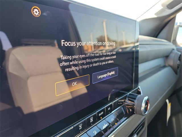 Chevrolet Colorado Work Truck Crew Cab 4WD 2026