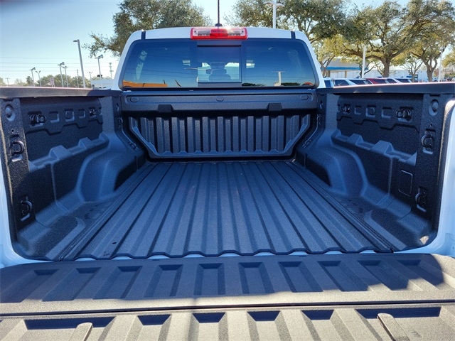 Chevrolet Colorado Work Truck Crew Cab 4WD 2026