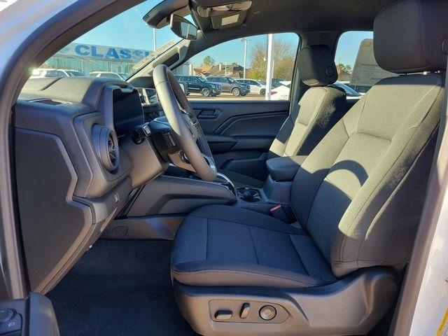 Chevrolet Colorado Work Truck Crew Cab 4WD 2026