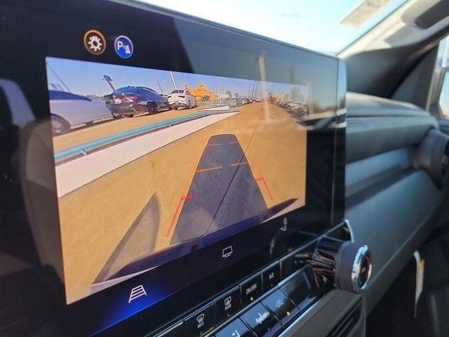 Chevrolet Colorado Work Truck Crew Cab 4WD 2026