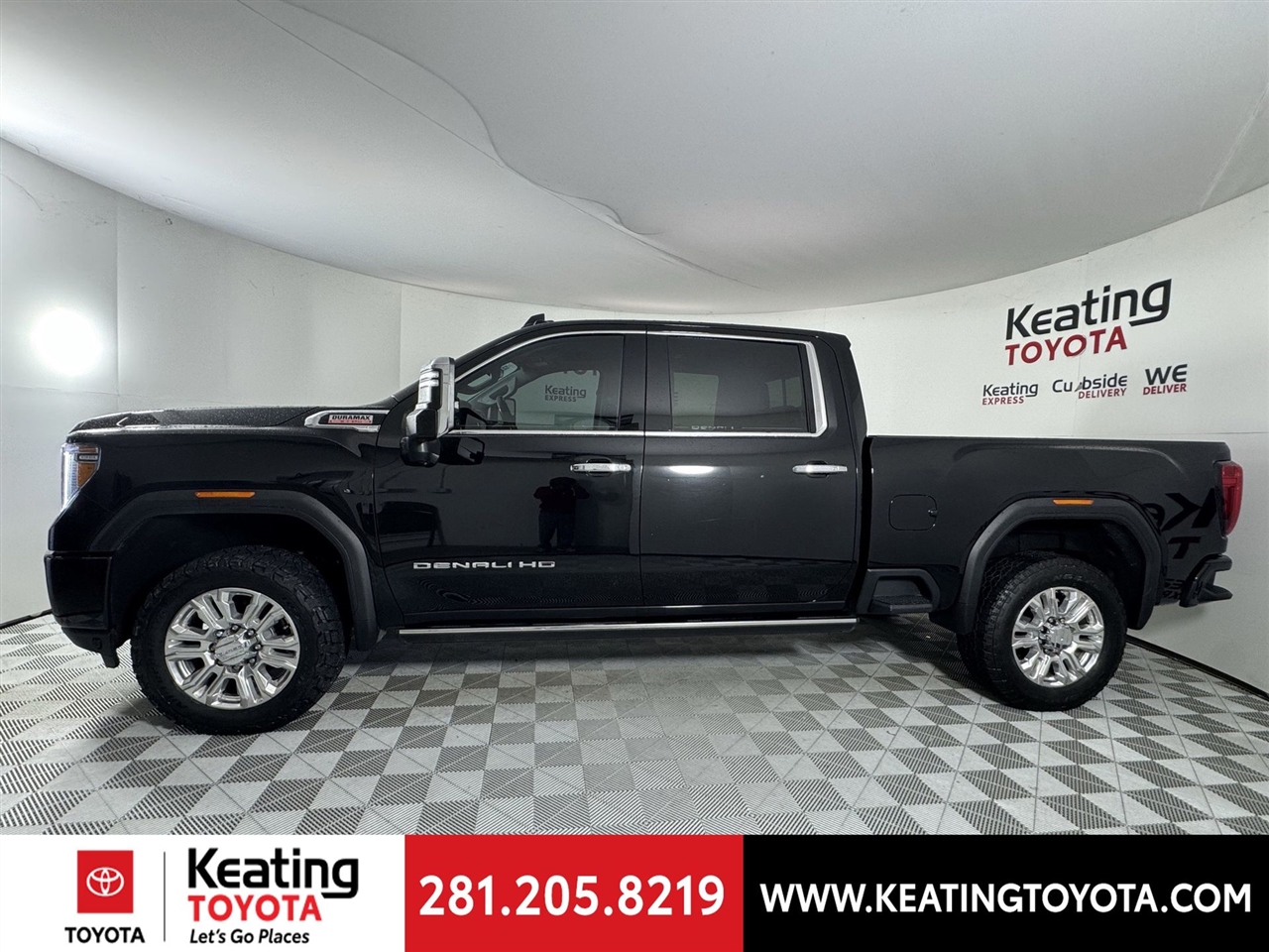 GMC Sierra 2500HD Denali Crew Cab 4WD SB 2023