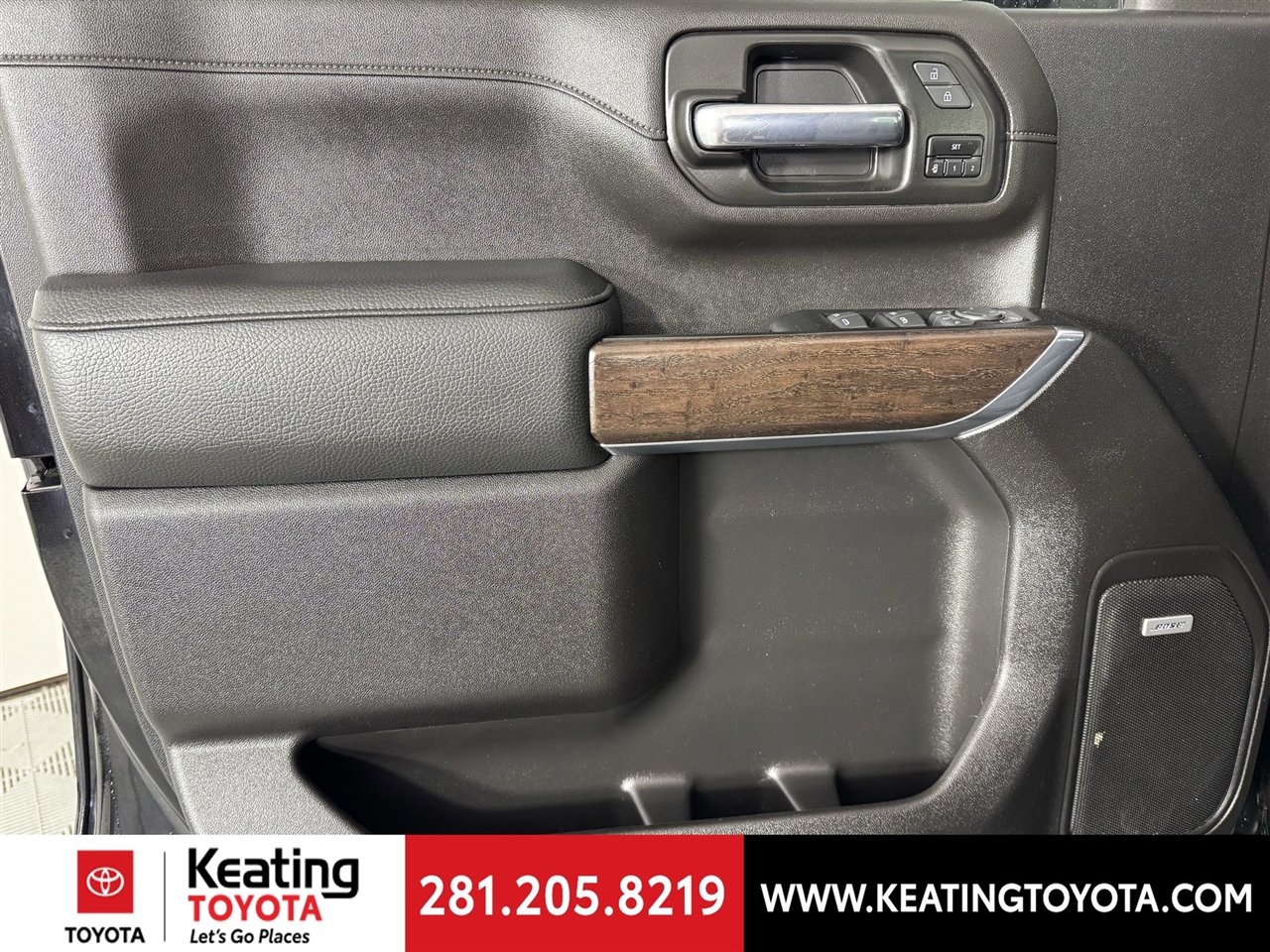 GMC Sierra 2500HD Denali Crew Cab 4WD SB 2023