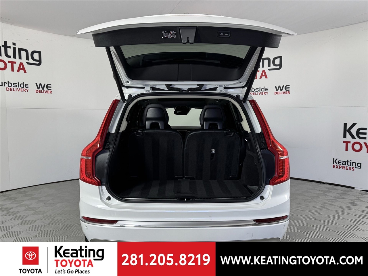 Volvo XC90 T8 Inscription Expression AWD w/6 Passenger 2022