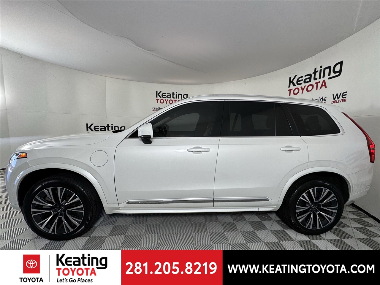 Volvo XC90 T8 Inscription Expression AWD w/6 Passenger 2022