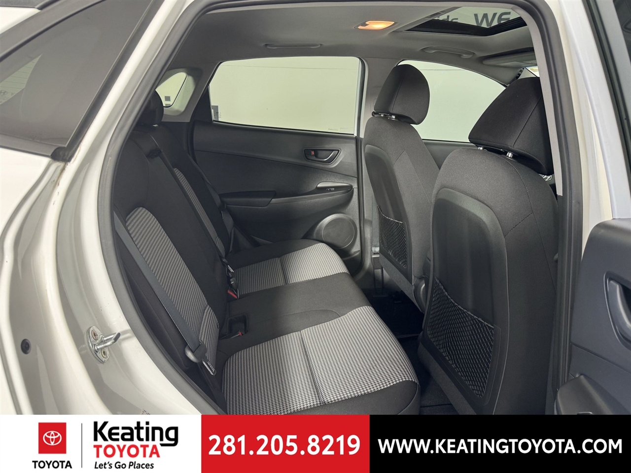 Hyundai Kona SEL w/Contrast Roof 2021