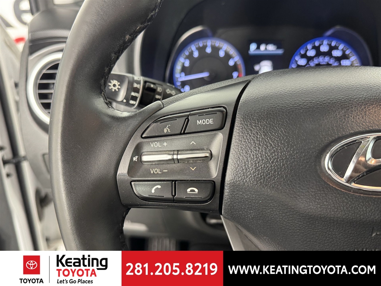 Hyundai Kona SEL w/Contrast Roof 2021