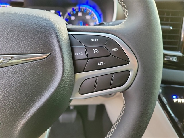 Chrysler Voyager LX 2024