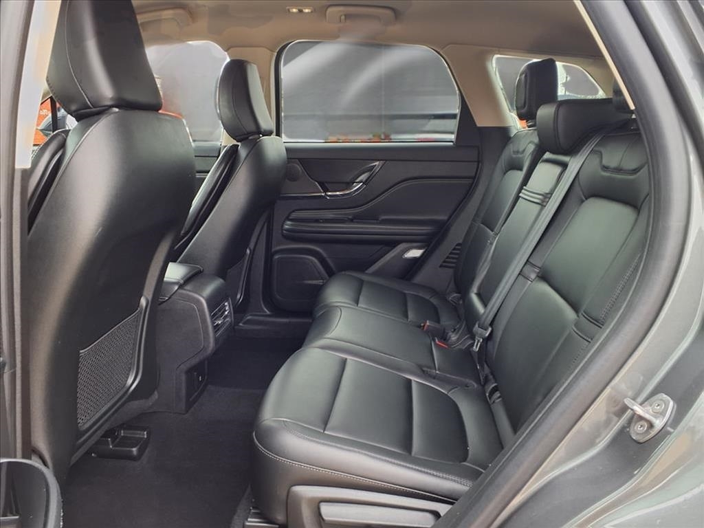 Lincoln Corsair Base 2023