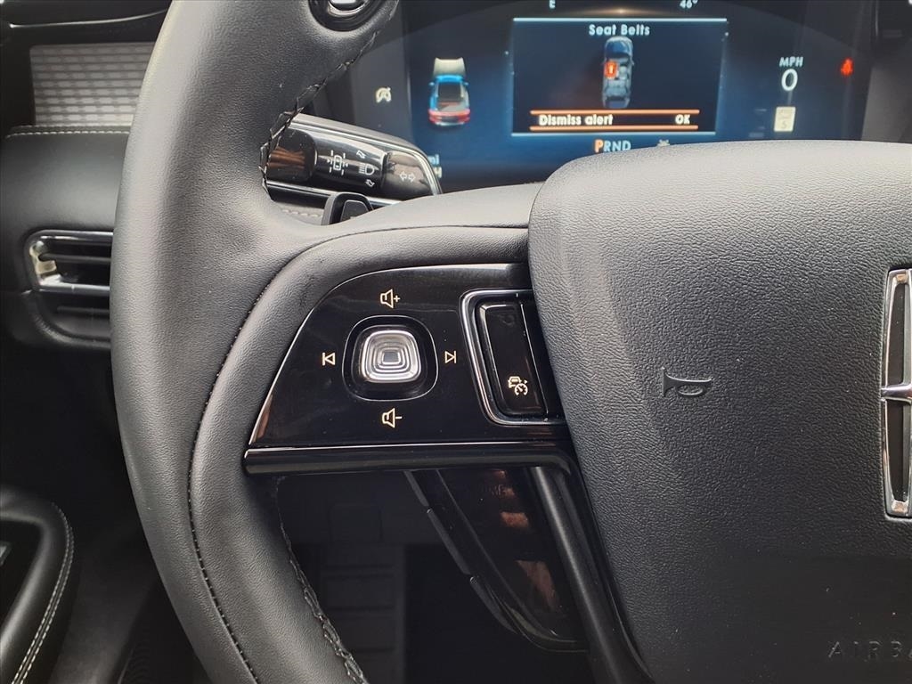 Lincoln Corsair Base 2023