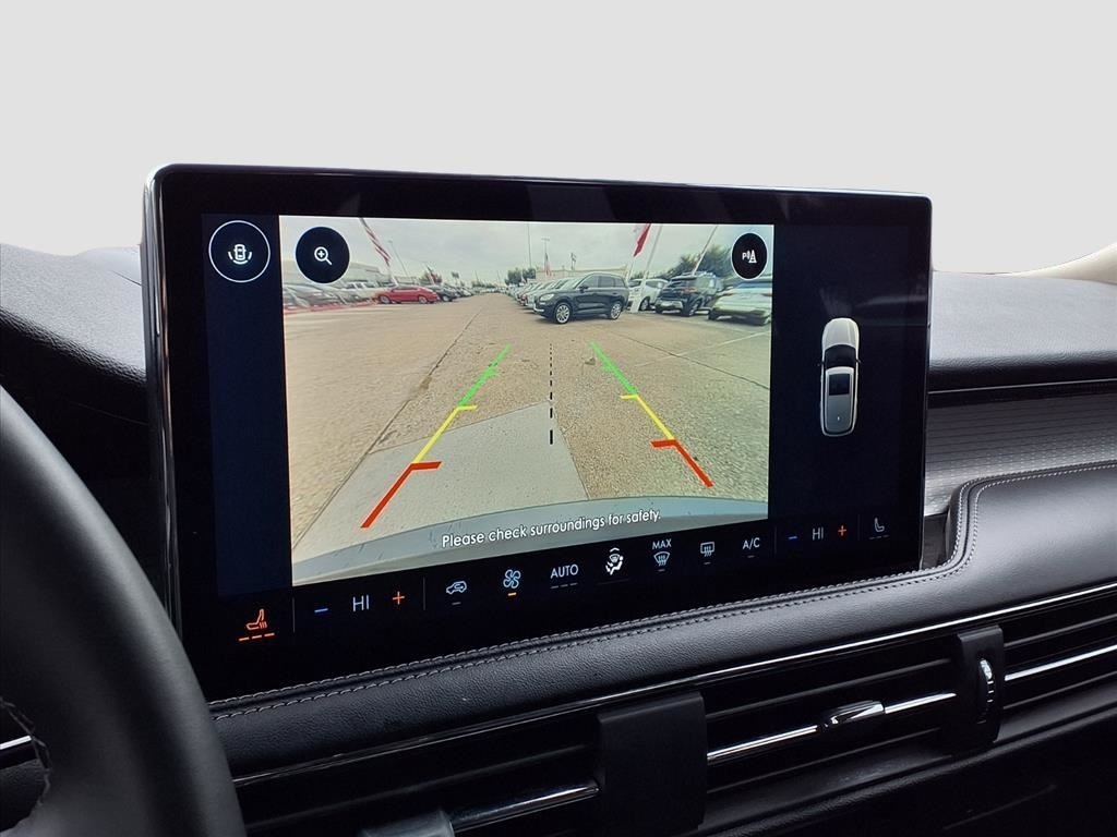 Lincoln Corsair Base 2023