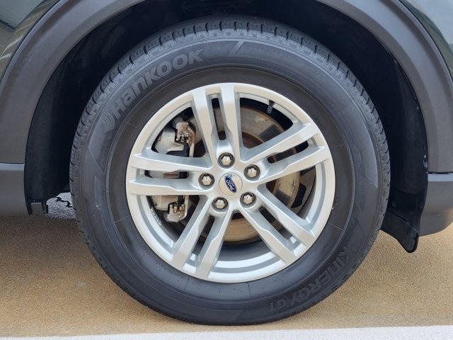 Ford Explorer XLT 2023