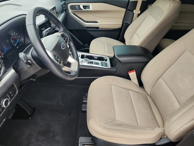 Ford Explorer XLT 2023