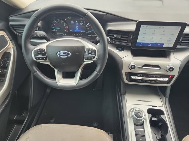 Ford Explorer XLT 2023