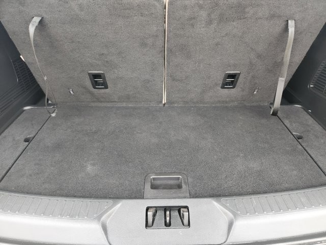 Ford Explorer XLT 2023