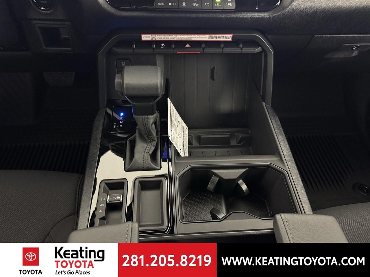 Toyota Tundra SR CrewMax 4WD 2026