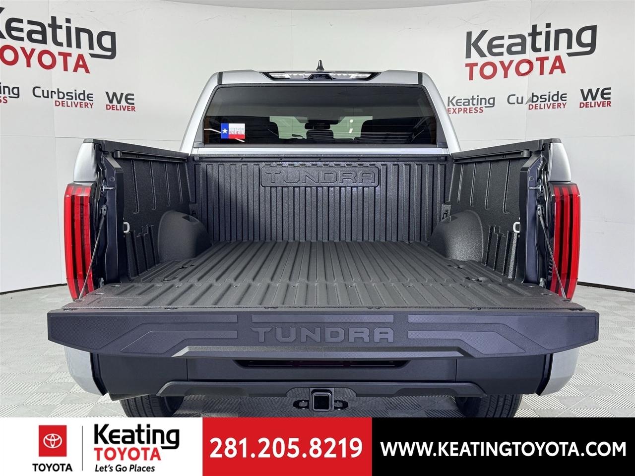 Toyota Tundra SR CrewMax 4WD 2026