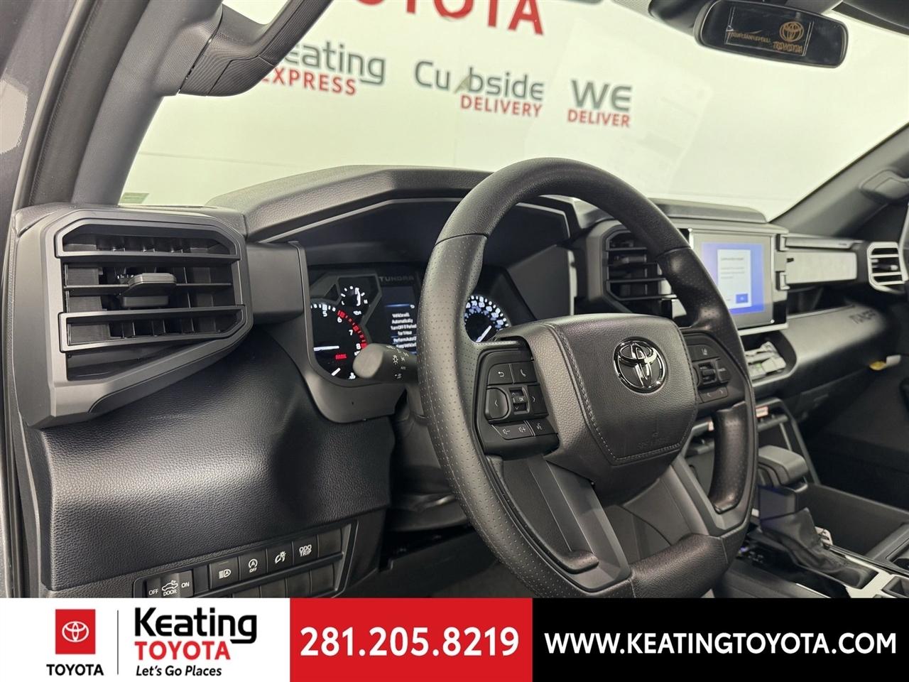 Toyota Tundra SR Double Cab 4WD 2026