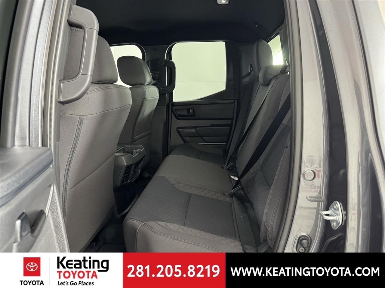 Toyota Tundra SR Double Cab 4WD 2026