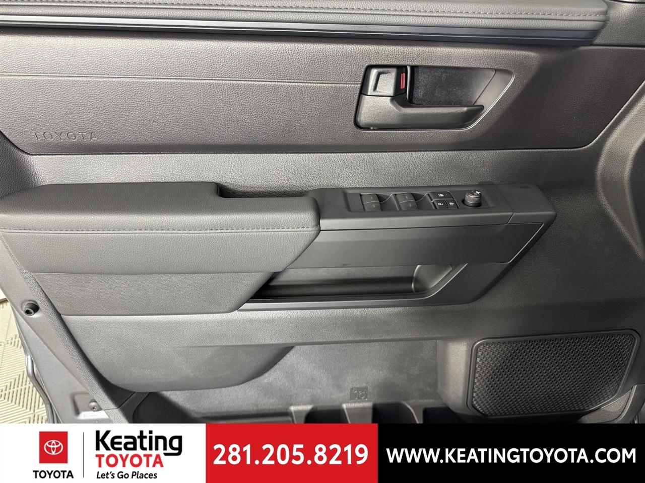 Toyota Tundra SR Double Cab 4WD 2026